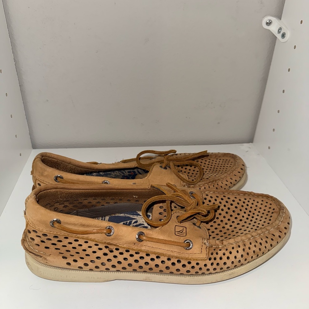 Sperry Men's Perforated Tan Boat Shoes